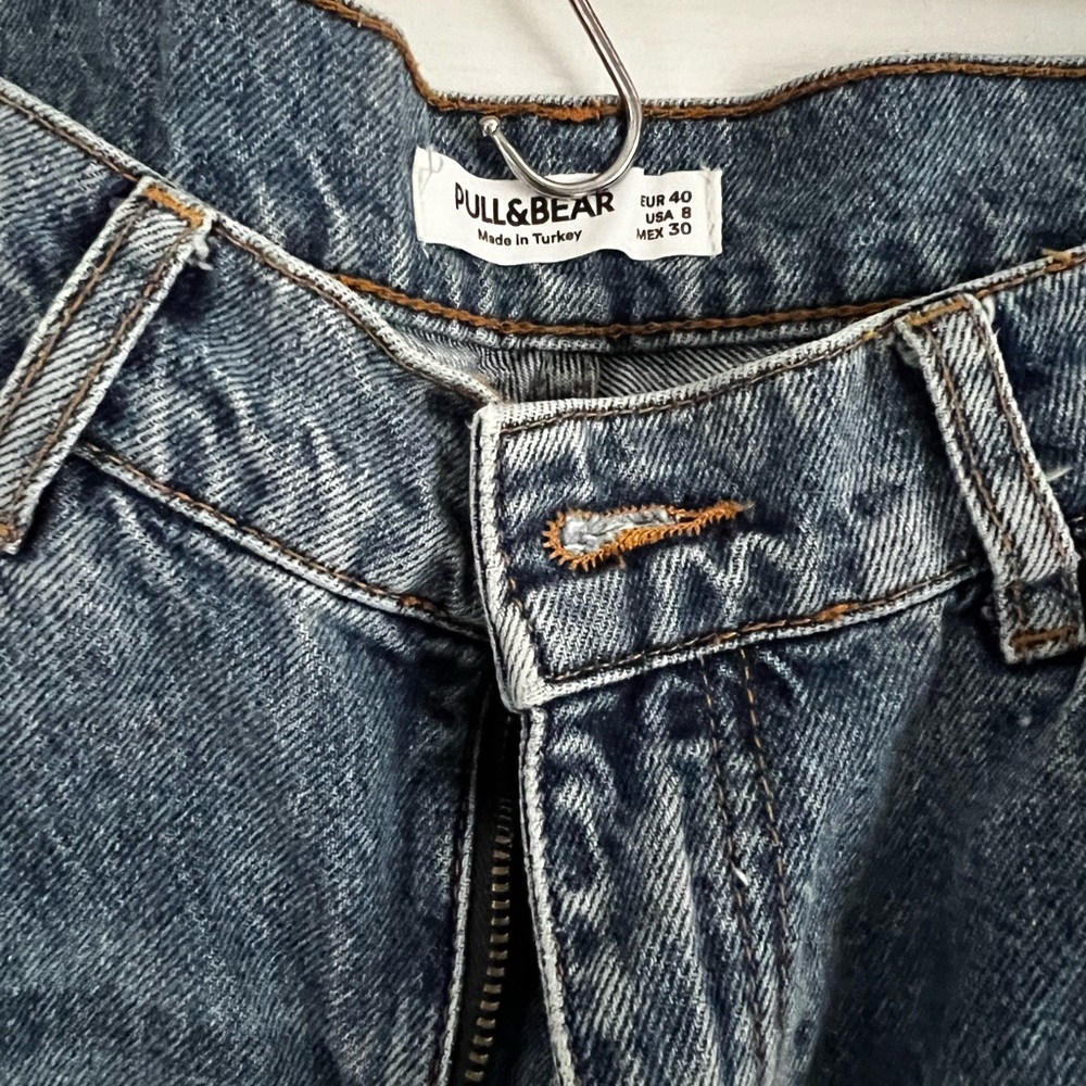 Pull&Bear Women’s Slight Flare with Ankle Split